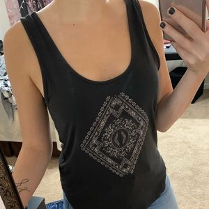 ✨open back Kendall & Kylie tank✨